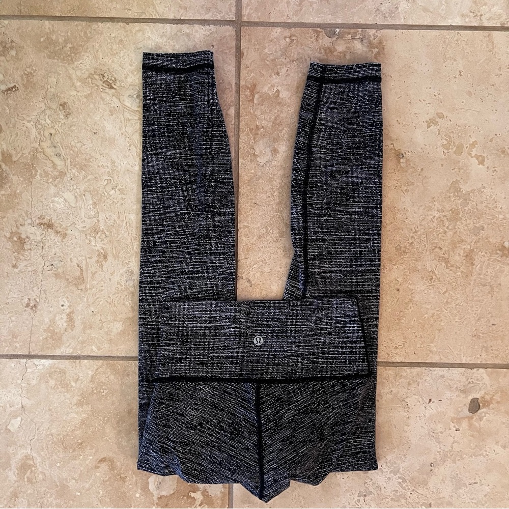 NWOT Lululemon Wunder Under Grey Black Leggings Size 4 - Picture 5 of 7